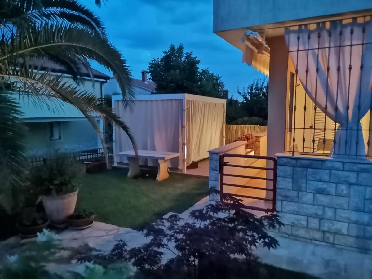 Apartman Hola Новиград Экстерьер фото