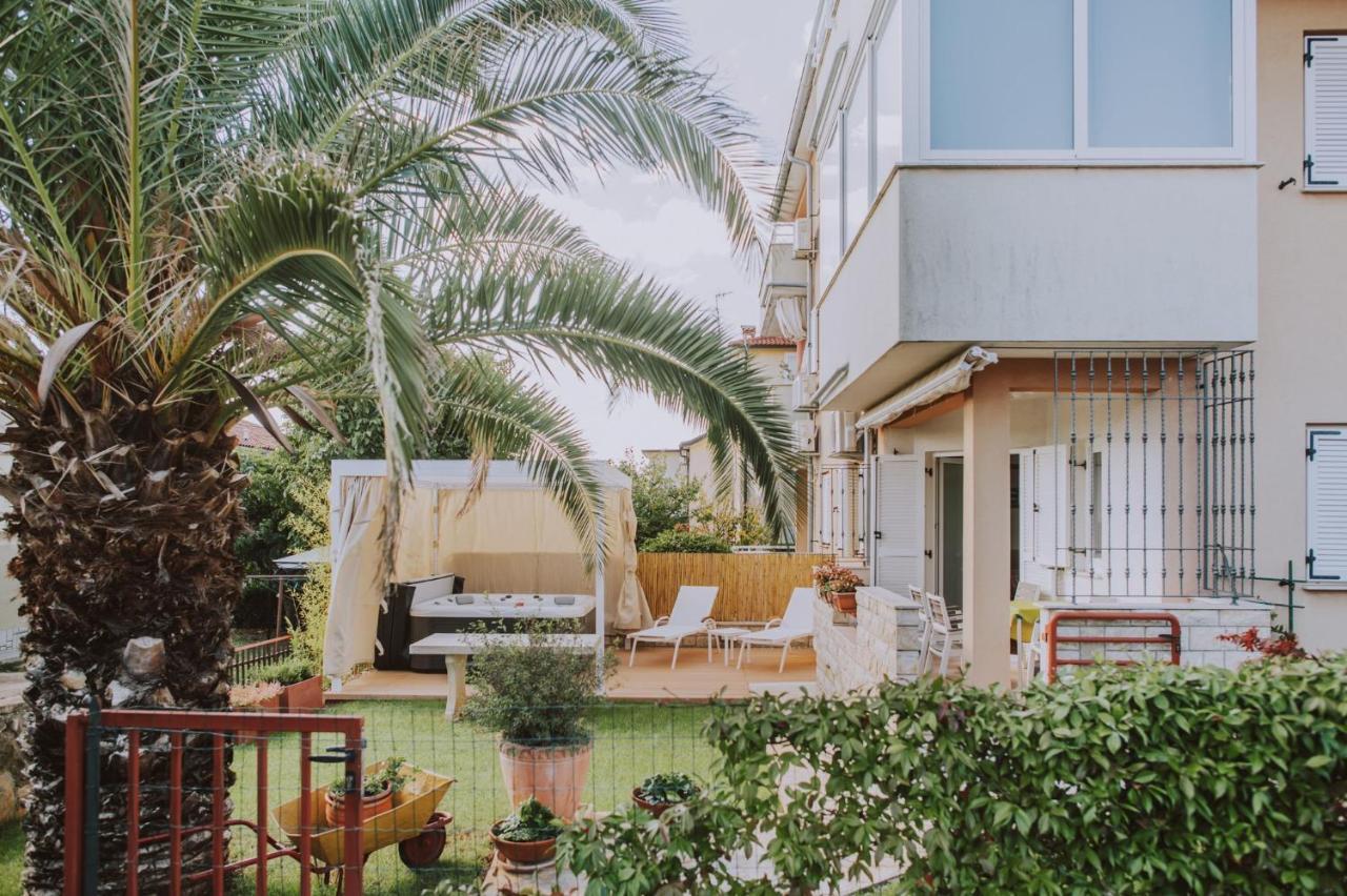 Apartman Hola Новиград Экстерьер фото